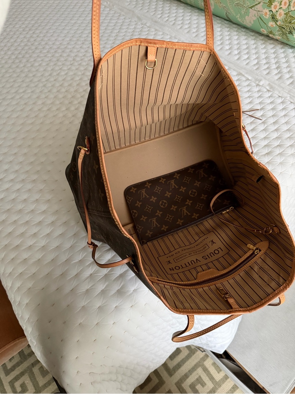 Louis Vuitton Neverfull GM - Picture 10 of 11